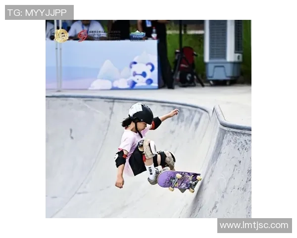 世界滑板锦标赛特别报道：重庆攀岩队的奋斗经历