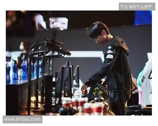 王者荣耀专题：聚焦FPX的配合